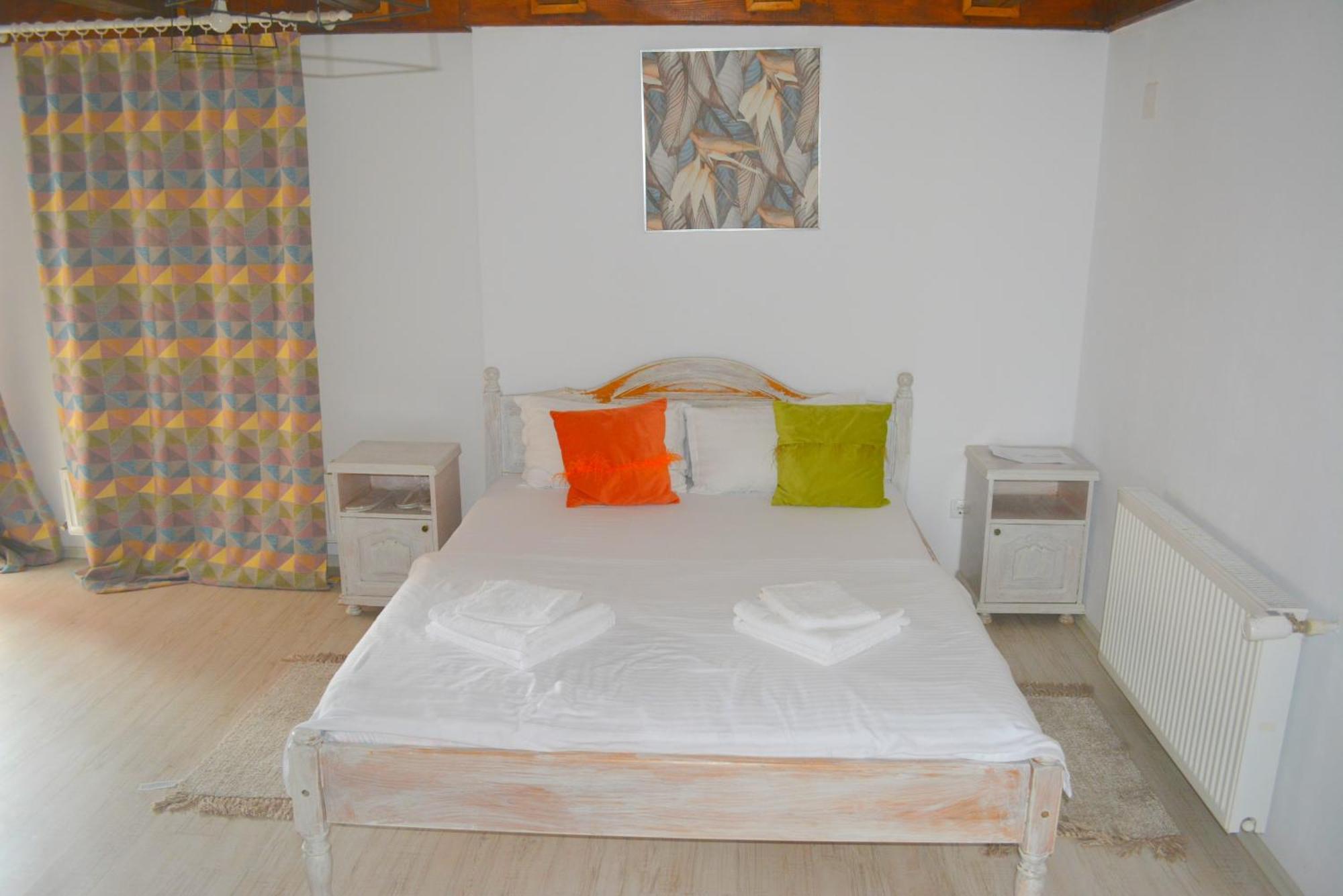 Colina Restaurant & Events Hotel Bistrita  Bilik gambar
