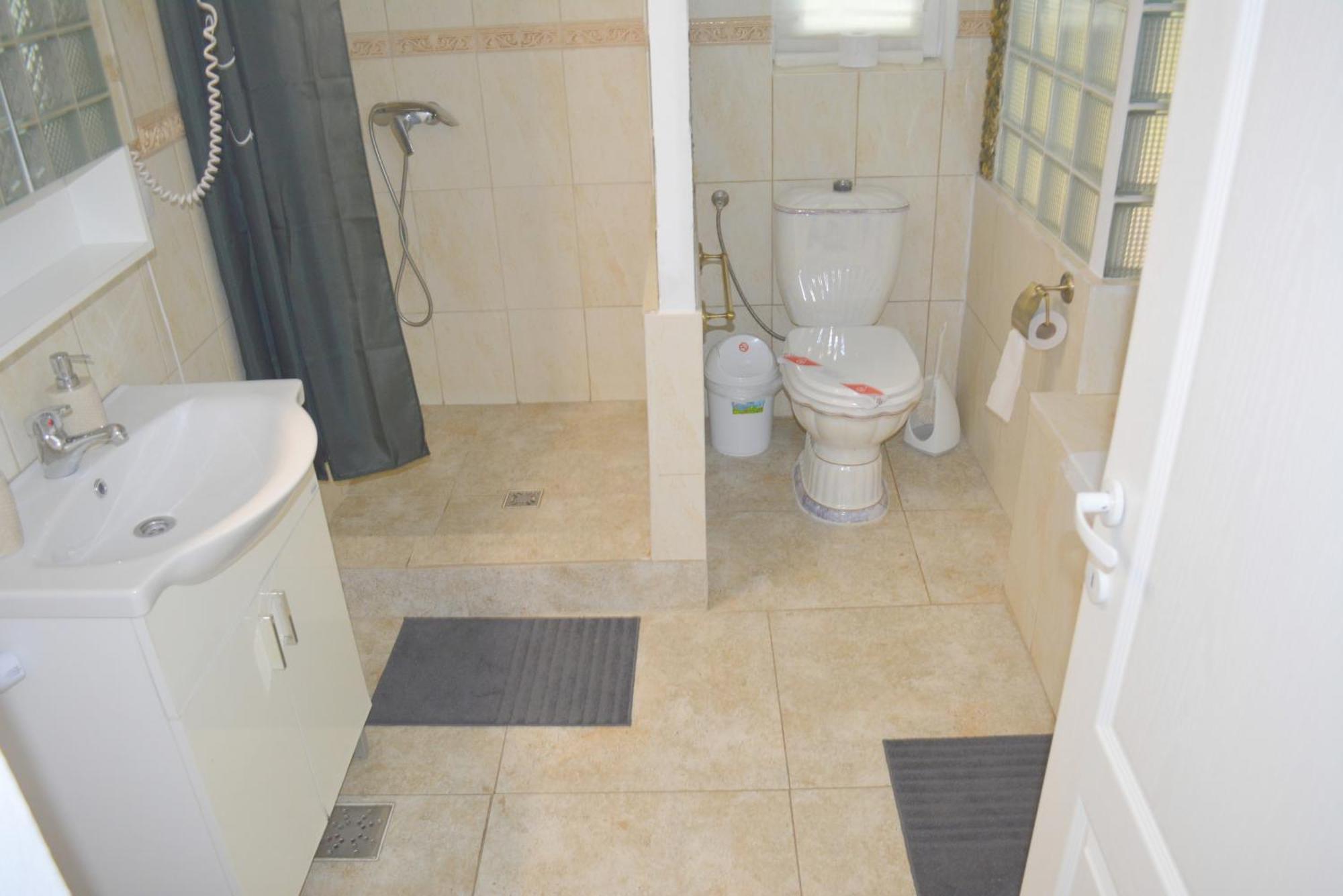 Colina Restaurant & Events Hotel Bistrita  Luaran gambar